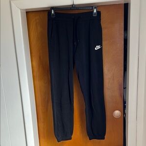 Nike Youth XL Black Joggers